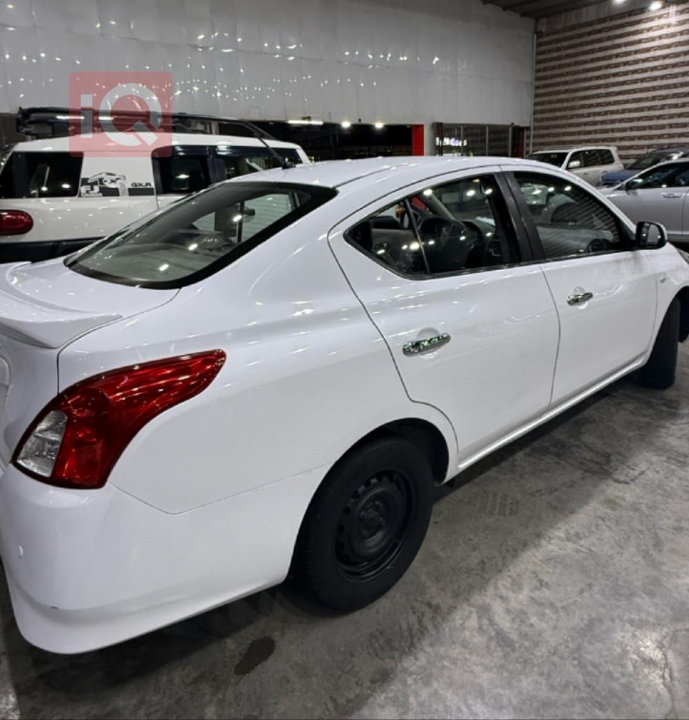 Nissan Sunny